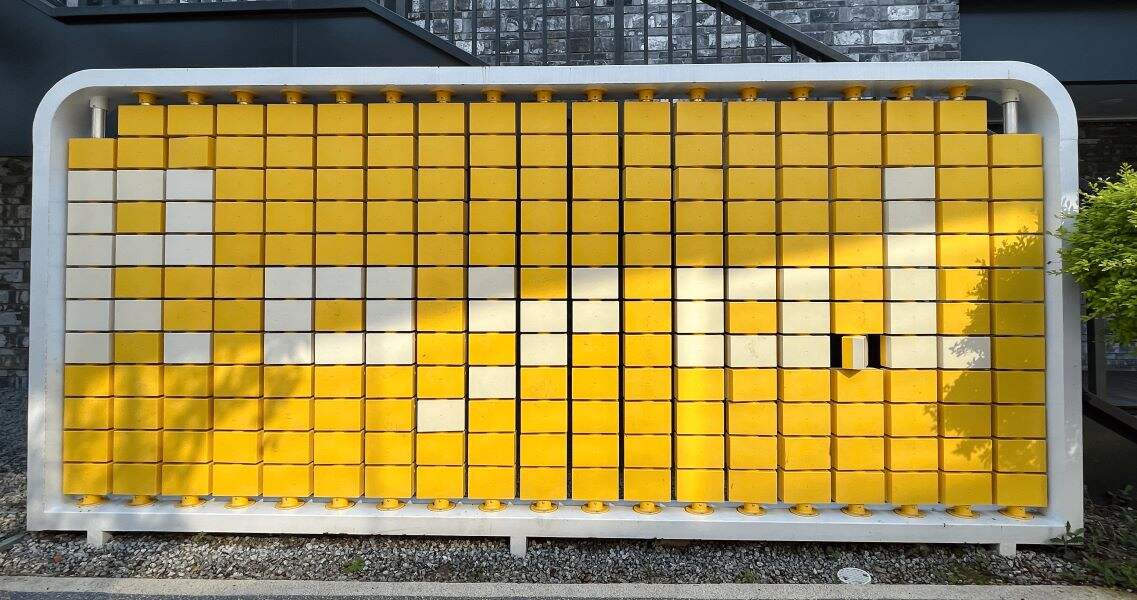 anhui-royal-chemical-corporate-branding-royalchem